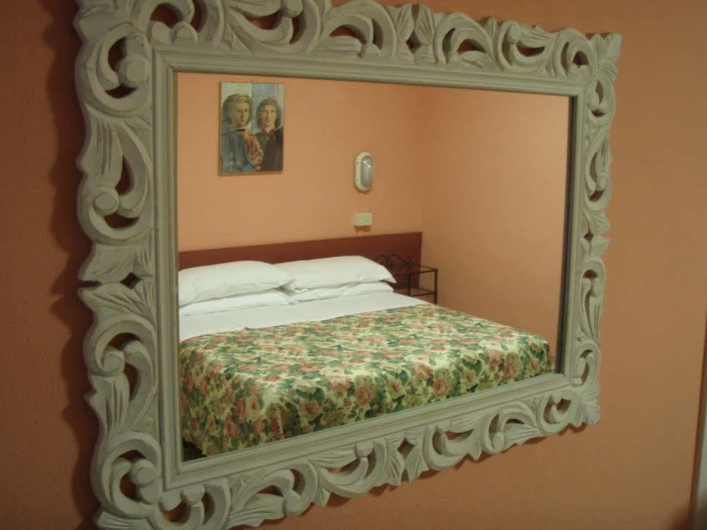 Albergo Fiorentino Sansepolcro Exterior photo